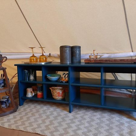 Glamping De Vrije Wind, Tentverhuur Houwerzijl エクステリア 写真