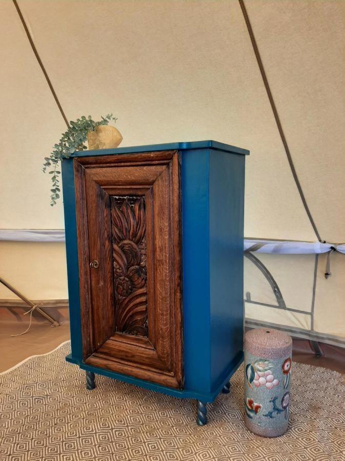 Glamping De Vrije Wind, Tentverhuur Houwerzijl エクステリア 写真